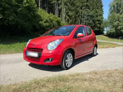 Gebraucht Suzuki Alto 68 PS (50 kW) 2010 Rot Kleinwagen
