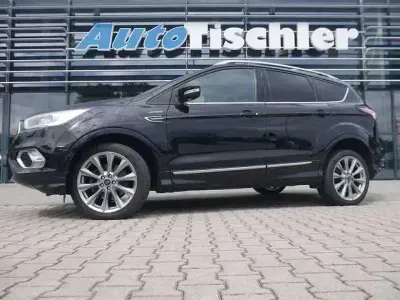 Gebraucht Ford Kuga Vignale 175 PS (128 kW) 2019 Iridiumschwarz metallic SUV