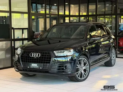 Gebraucht Audi Q7 S-Line 272 PS (200 kW) 2017 Orcaschwarz/deep black SUV