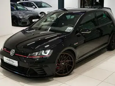 Gebraucht VW Golf VII GTI Clubsport 265 PS (194 kW) 2017 Schwarz Limousine