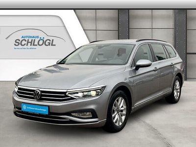 Gebraucht VW Passat Business 150 PS (110 kW) 2021 Pyritsilber metallic (metallic) Kombi