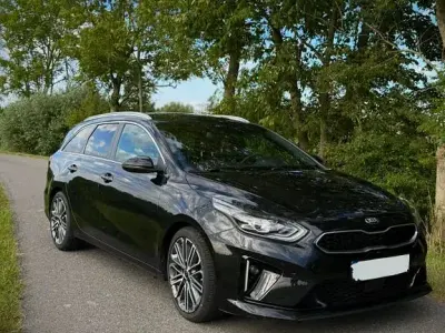 Gebraucht Kia Ceed Sportswagon GT-Line 160 PS (117 kW) 2021 Schwarz Kombi