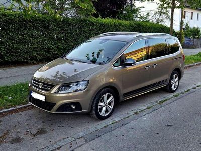 Gold Gebraucht 2017 Seat Alhambra 4Drive Van / Kleinbus | 21.500 € (Fairer Preis)