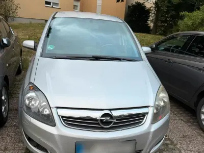 Gebraucht Opel Zafira 119 PS (87 kW) 2008 Silber Van / Kleinbus