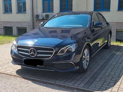 Second-hand Mercedes E200 150 CP (110 kW) 2018 Albastru Berlinǎ