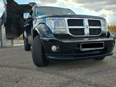 Gebraucht Dodge Nitro 205 PS (150 kW) 2008 Schwarz SUV