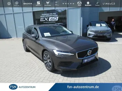 Gebraucht Volvo V60 145 PS (106 kW) 2025 Kombi