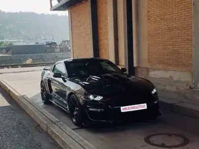Gebraucht Ford Mustang GT 465 PS (342 kW) 2020 Schwarz