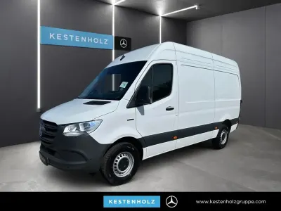 Używany Mercedes Sprinter 100 kW (136 KM) 2024 Biały Van