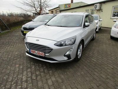 Gebraucht Ford Focus Cool & Connect 120 PS (88 kW) 2020 Silber Limousine