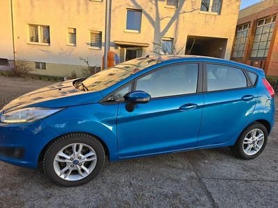 Gebraucht Ford Fiesta 2015 Blau Limousine