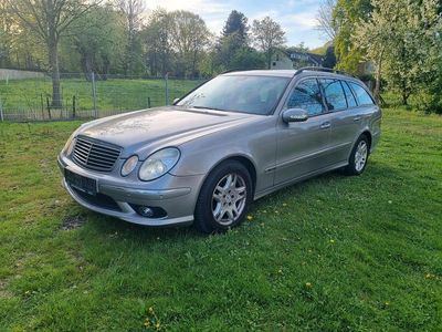 Mercedes E320