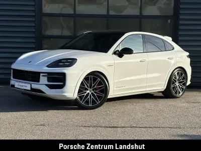 Gebraucht Porsche Cayenne S E-Hybrid Coupe Black Edition 519 PS (381 kW) 2026 Weiss Coupé