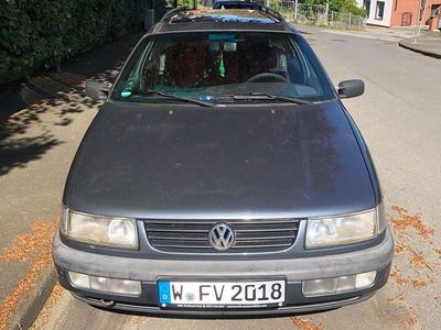Usata VW Passat Family 90 CV (66 kW) 1995 Blu Station wagon