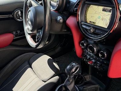 Usado Mini Cooper 136 HP (100 kW) 2016 Vermelho Citadino
