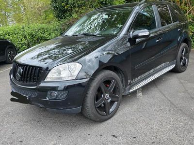 Mercedes ML320
