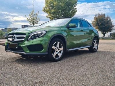 Usata Mercedes GLA180 AMG 122 CV (89 kW) 2017 Verde SUV