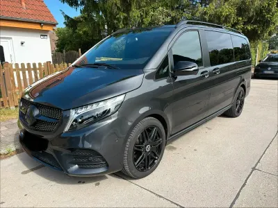 Gebraucht Mercedes V300 AMG line 237 PS (174 kW) 2023 Grau Van / Kleinbus