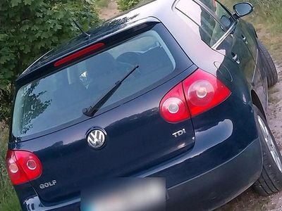 Usata VW Golf IV 90 CV (66 kW) 2006 Blu Berlina