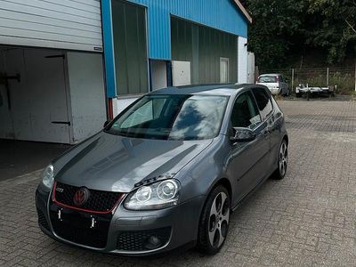 VW Golf V