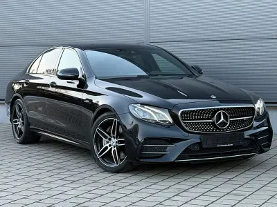 Używany Mercedes E53 AMG AMG 435 KM (319 kW) 2019 Czarny Sedan/Limuzyna