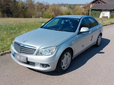 Gebraucht Mercedes C180 Classic 156 PS (114 kW) 2007 Silber Limousine