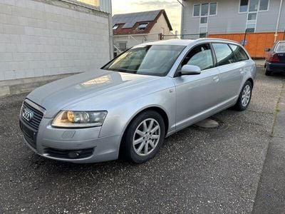 Silber Gebraucht 2005 Audi A6 Comfort Kombi | 900 € (Guter Preis)