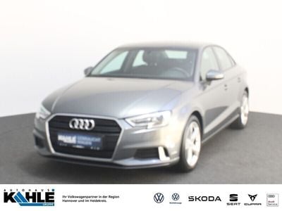 Gebraucht Audi A3 Sport 116 PS (85 kW) 2019 Grau Limousine