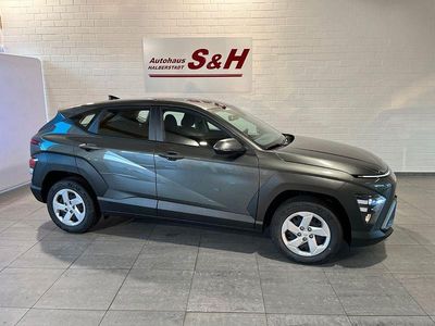 Neu Hyundai Kona Comfort 101 PS (74 kW) 2025 Grün SUV