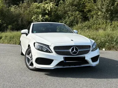 Gebraucht Mercedes C180 AMG line 156 PS (114 kW) 2018 Weiß Cabrio