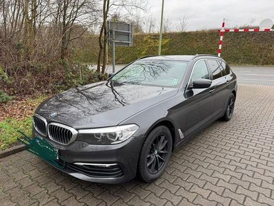 Gebraucht BMW 520 Efficient Dynamics 190 PS (139 kW) 2018 Grau Kombi