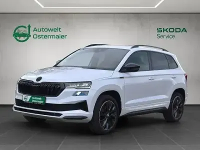 Usata Skoda Karoq SportLine 150 CV (110 kW) 2023 Bianco SUV