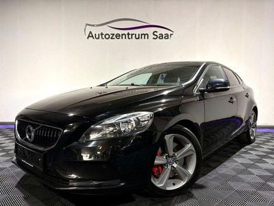 Gebraucht Volvo V40 Kinetic 150 PS (110 kW) 2015 Schwarz Limousine