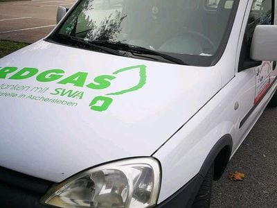 Gebraucht Opel Combo 98 PS (72 kW) 2006 Weiß Van / Kleinbus