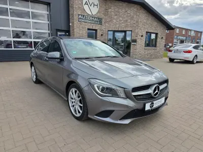 Gebraucht Mercedes CLA220 AMG line 177 PS (130 kW) 2015 Grau Coupé