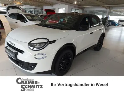 Neu Fiat 600 Street 101 PS (74 kW) 2026 Weiß SUV