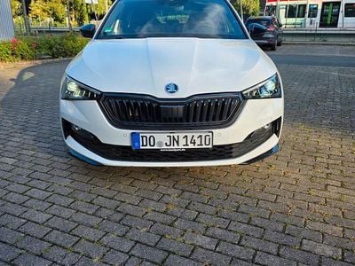 Weiß Gebraucht 2021 Skoda Scala Monte Carlo Kleinwagen | 18.499 € (Fairer Preis)