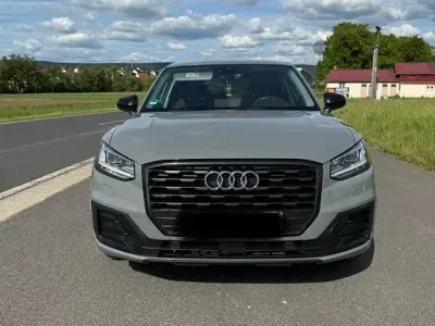 Gebraucht Audi Q2 Design 150 PS (110 kW) 2020 Grau SUV