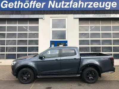 Neu Isuzu D-Max 163 PS (119 kW) 2025 Grau Pickup