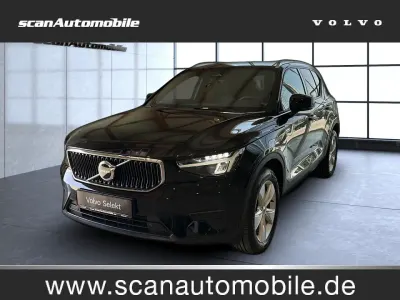 Gebraucht Volvo XC40 Core 163 PS (119 kW) 2023 Schwarz SUV