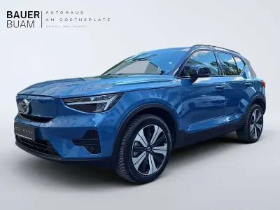 Gebraucht Volvo XC40 Plus 169 kW (231 PS) 2023 Fjord blue / metallic SUV