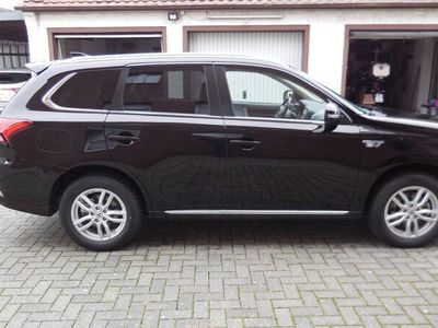 gebraucht Mitsubishi Outlander P-HEV Plug-in Hybrid 2.4 MIVEC H...