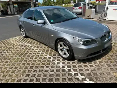 Gebraucht BMW 520 2004 Silber Limousine