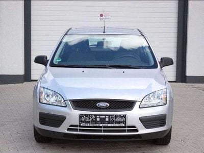 Gebraucht 2006 Ford Focus Ambiente Limousine | 3.200 € (Etwas zu teuer)