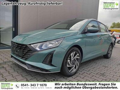 Neu Hyundai i20 GO! 90 PS (66 kW) 2026 Mangroven grün Kleinwagen