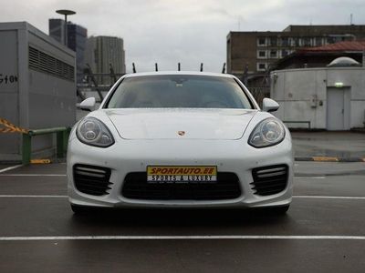 Gebraucht Porsche Panamera Turbo 519 PS (381 kW) 2013 Weiß Limousine