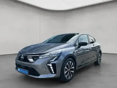 Neu Mitsubishi Colt Plus 91 PS (66 kW) 2025 Grau Kleinwagen