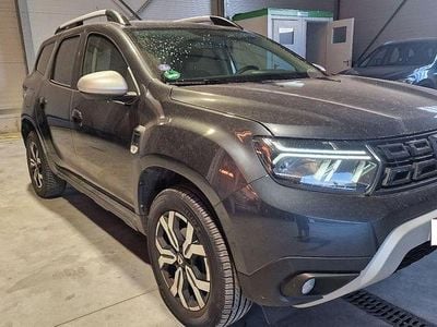 Gebraucht Dacia Duster Prestige 150 PS (110 kW) 2022 Grau SUV