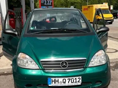 Używany Mercedes A160 75 KM (55 kW) 2000 Zielony Hatchback