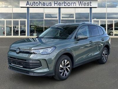 Gebraucht VW Tiguan Life 150 PS (110 kW) 2025 Gruen SUV
